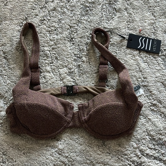 Vetchy Laguna Gold Bikini Top NWT - Picture 2 of 5